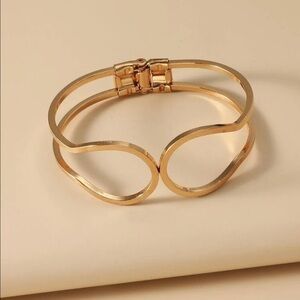 Gold 4/$25 1pc Hollow Bracelet